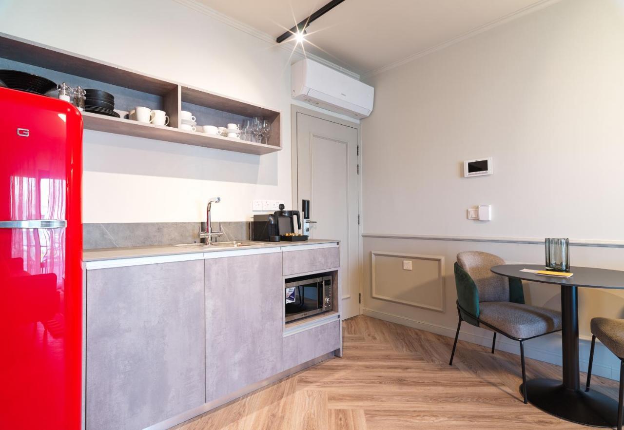 Liv The City Suites Adults Only لارنكا المظهر الخارجي الصورة