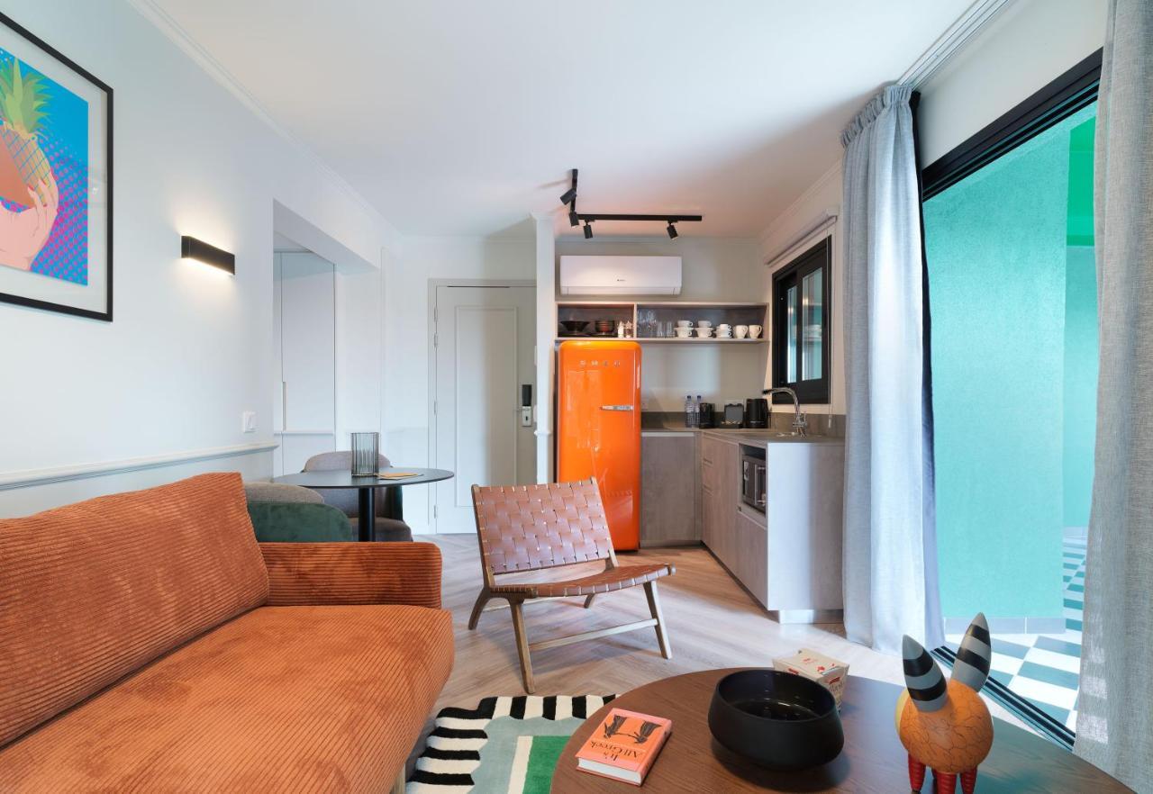 Liv The City Suites Adults Only لارنكا المظهر الخارجي الصورة