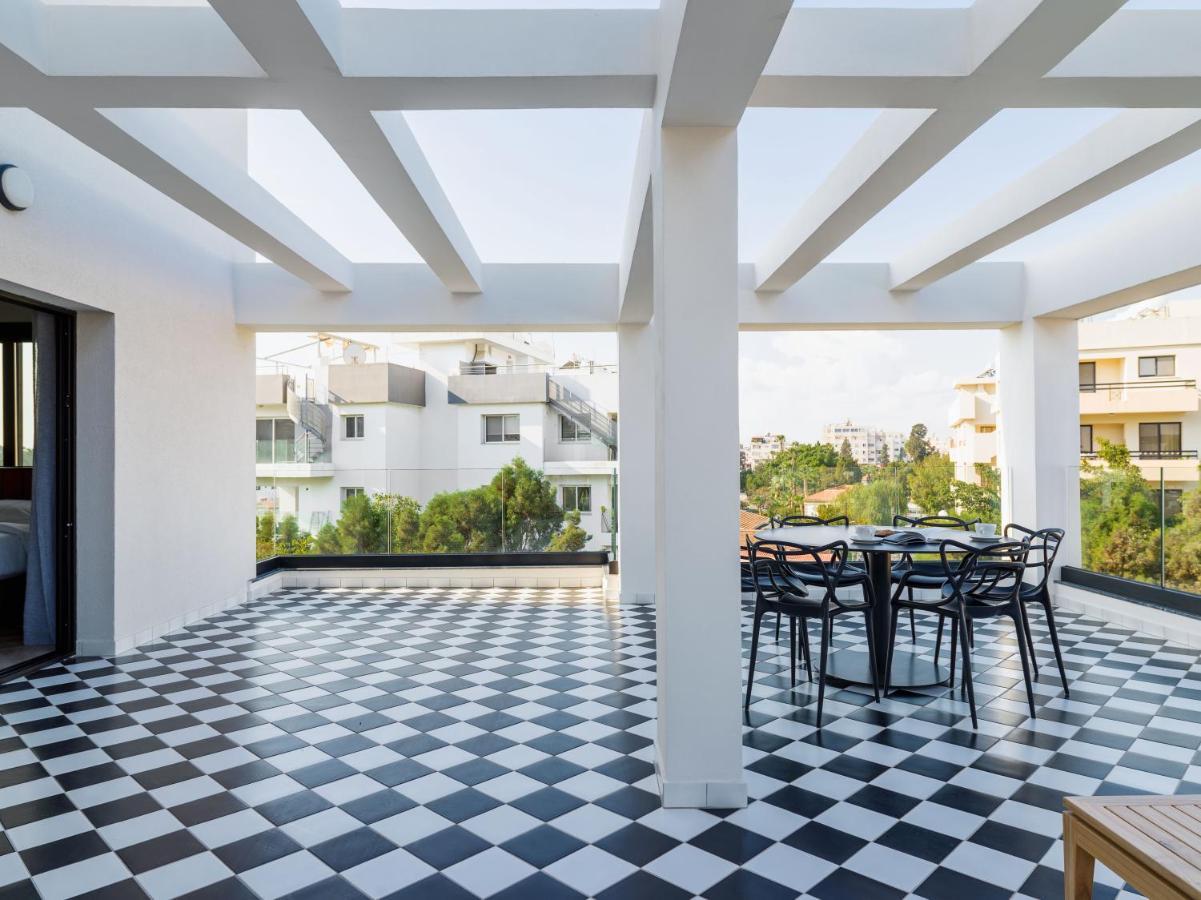 Liv The City Suites Adults Only لارنكا المظهر الخارجي الصورة