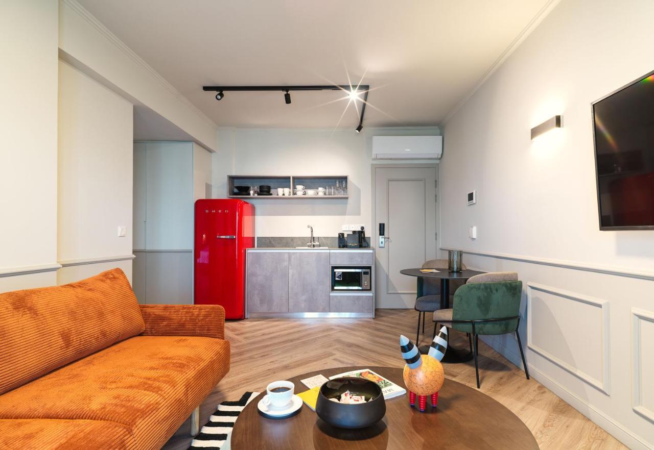 Liv The City Suites Adults Only لارنكا المظهر الخارجي الصورة