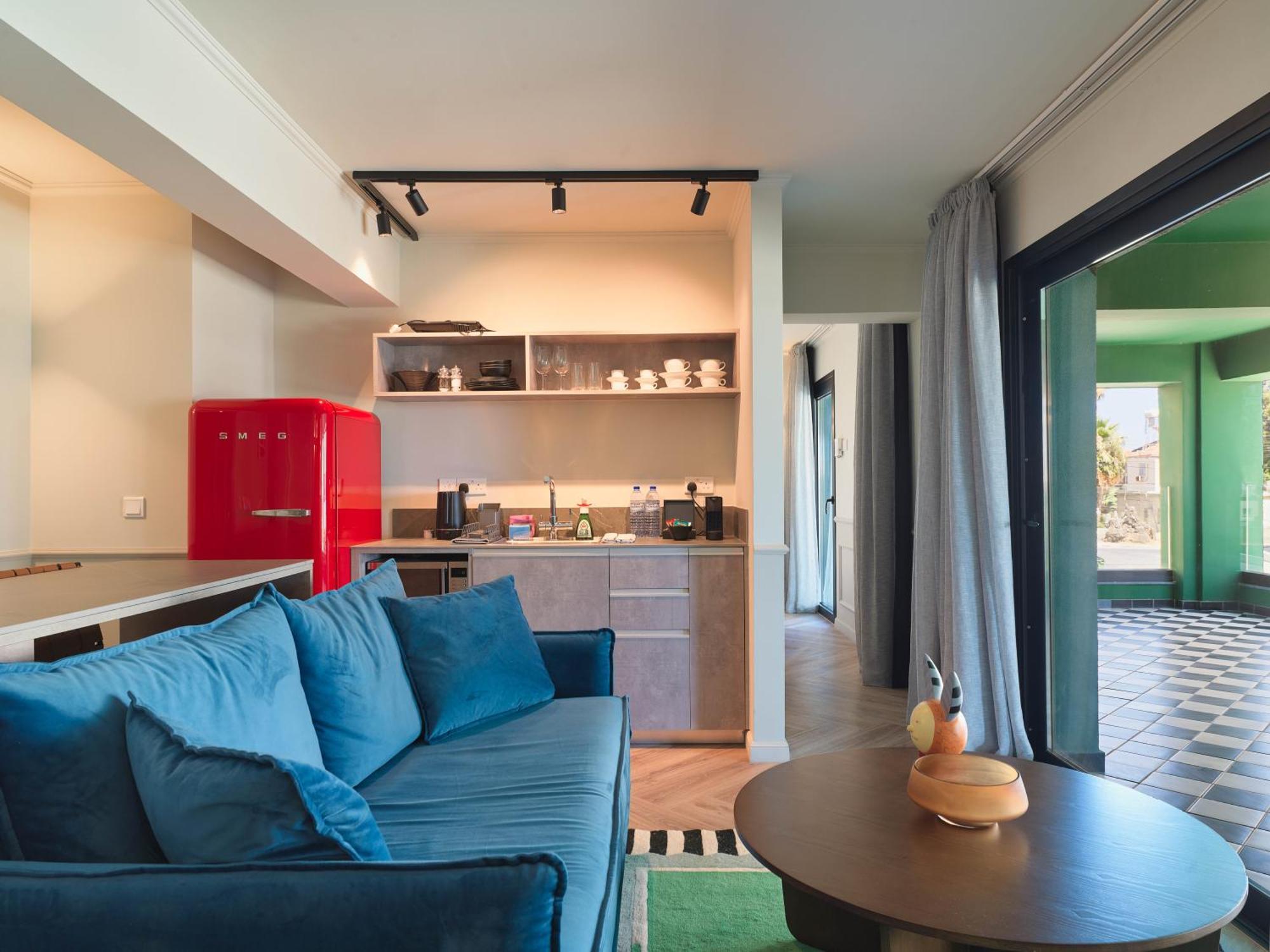 Liv The City Suites Adults Only لارنكا المظهر الخارجي الصورة